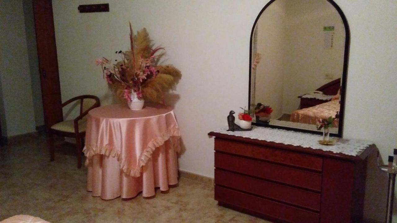 Pension- Mari Loli - Oficial Guardamar del Segura Eksteriør billede